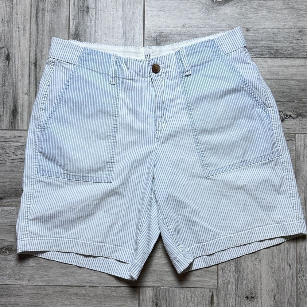 Gap Women's Railroad Stripes Roll Girlfriend Chino Shorts Blue Size 6
